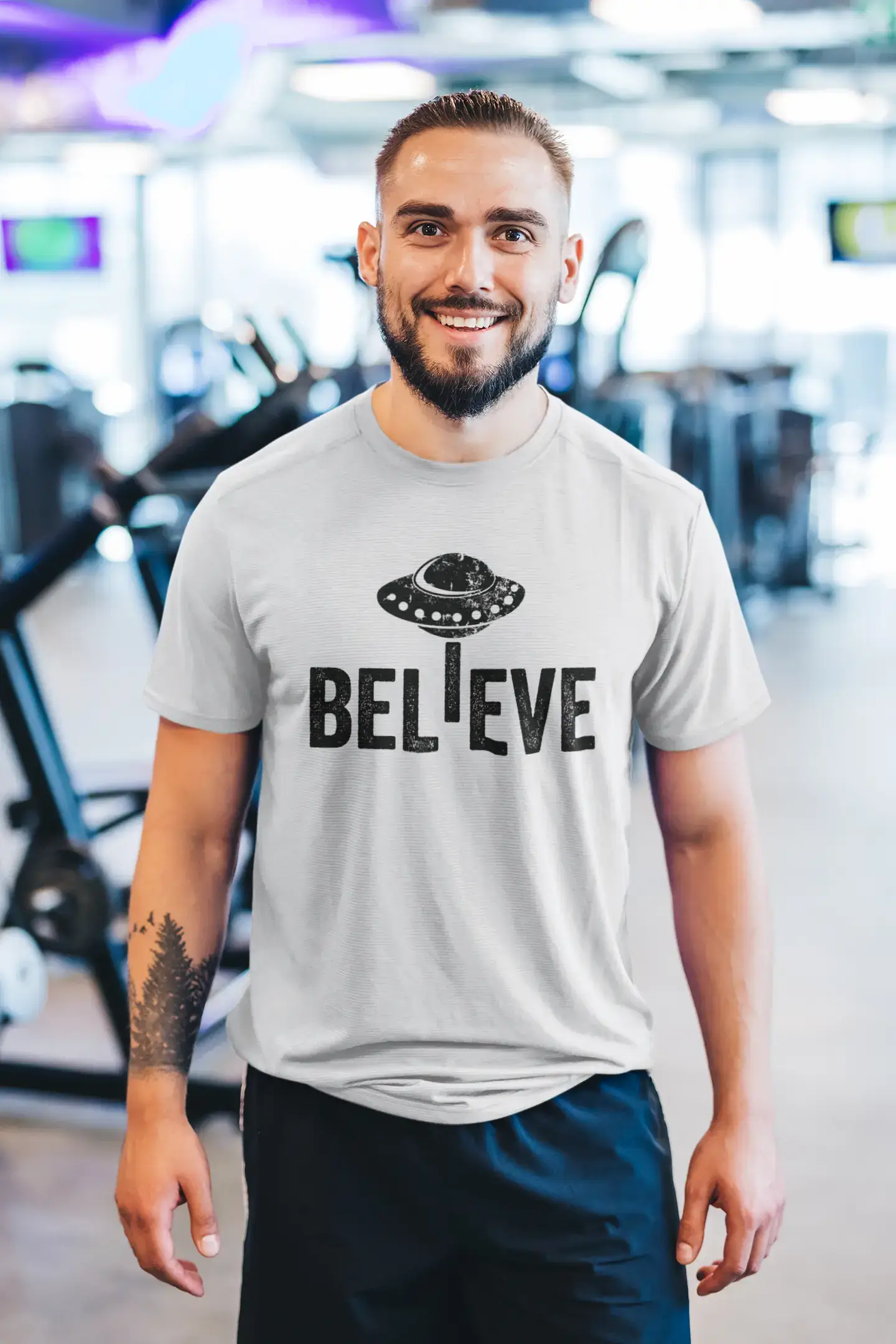 ULTRABASIC - Graphic Men's Believe UFO Alien T-Shirt Funny Casual Letter Print Tee Navy