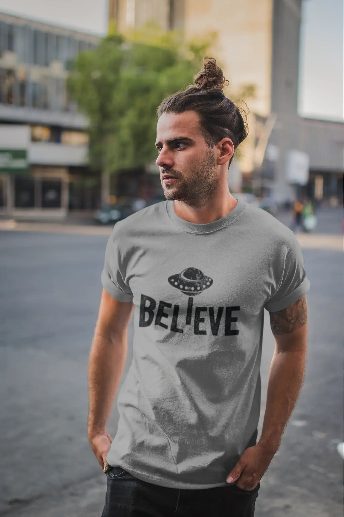 ULTRABASIC - Graphic Men's Believe UFO Alien T-Shirt Funny Casual Letter Print Tee Grey Marl