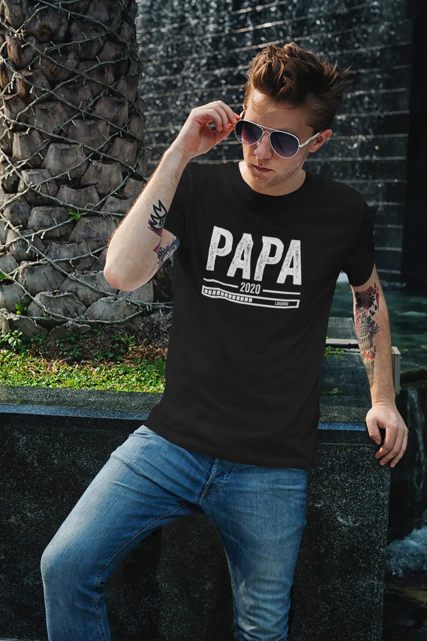 ULTRABASIC - Graphic Men's Papa Loading T-Shirt Gift Ideas