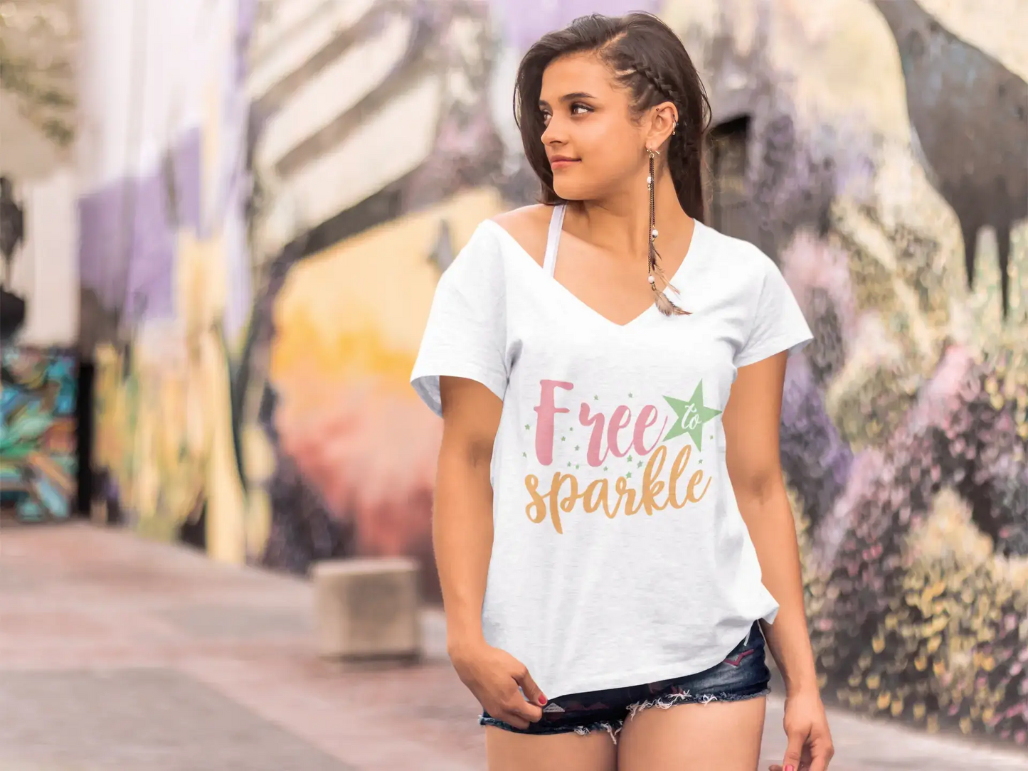 ULTRABASIC Women's T-Shirt Free to Sparkle - Short Sleeve Tee Shirt Tops